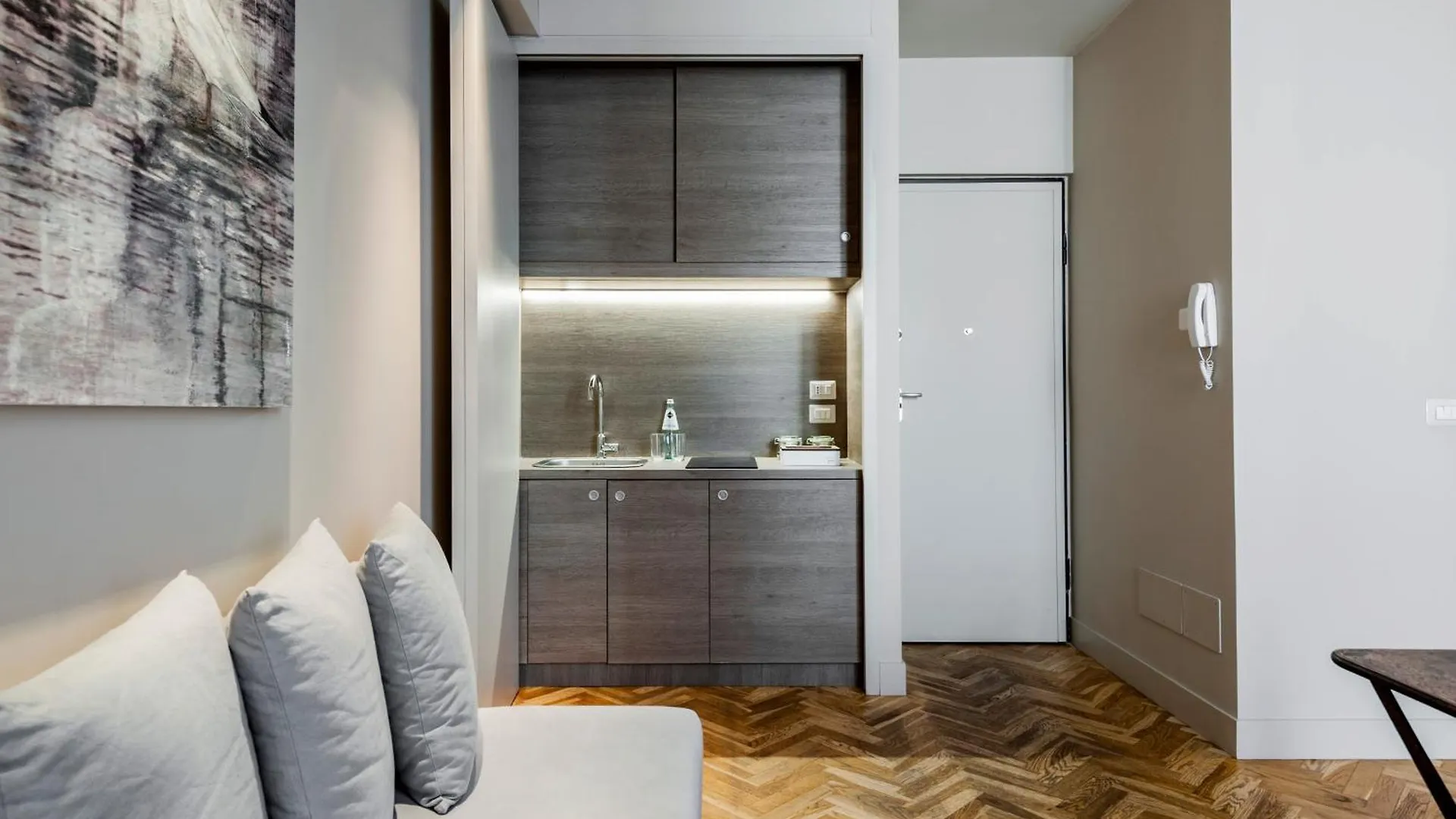 קטאניה Ferrini Home - Via Monte Sant'Agata 0*,  איטליה