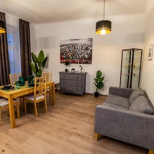 Gesamte Für 4 Personen 3 , Viena Austria
