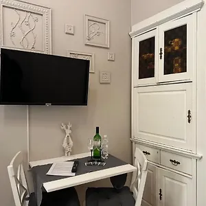 Stylovy V Srdci Prahy Appartamento Praga